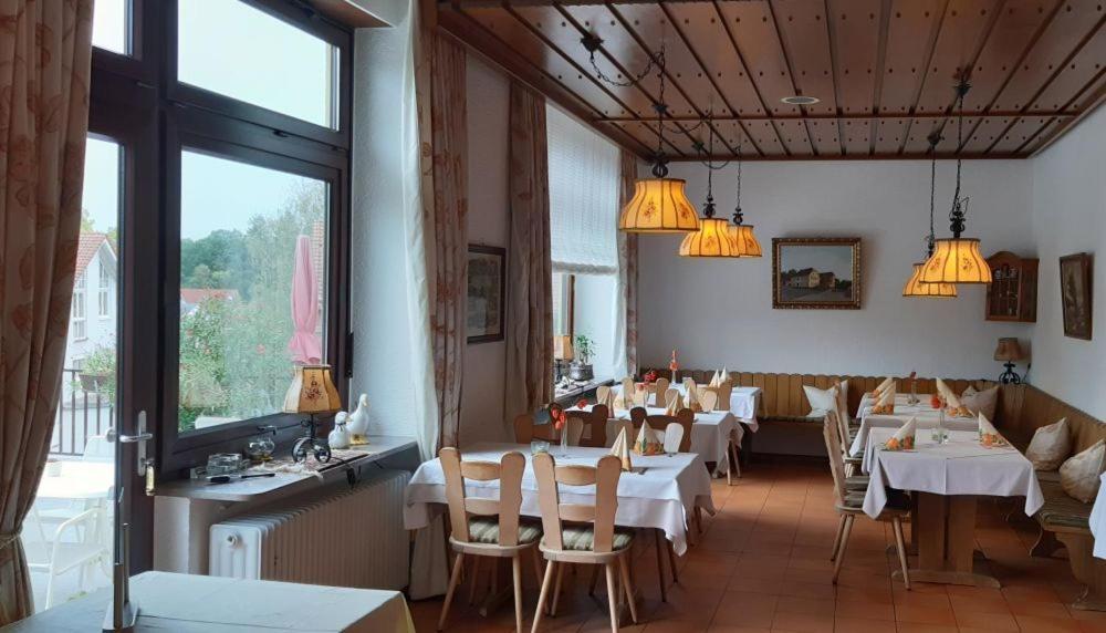 Hotel & Restaurant Krone วัลด์บรอนน์ ภายนอก รูปภาพ